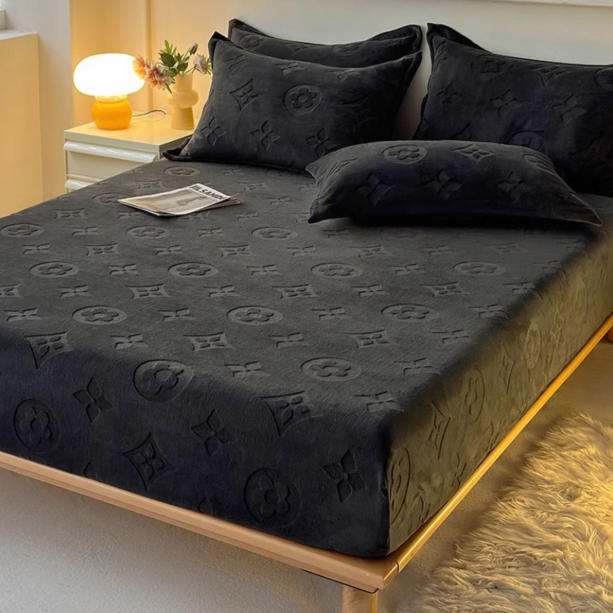 Thickened Jacquard Milk Velvet Fitted Sheet Thickened Jacquard Milk Velvet Fitted Sheet